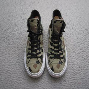 Converse Chuck Taylor Camo High Tops Mens Size 9 All Star Casual